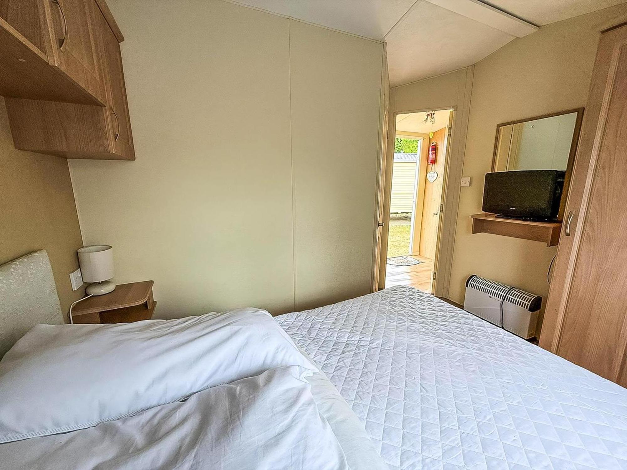 Great Caravan At Breydon Water Holiday Park, Ref 10086B Belton with Browston 외부 사진